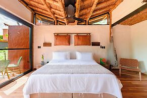 Kawa Bamboo Retreat