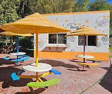 Parque Girasoles Balneario & Cabañas