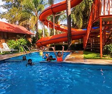 Parque Girasoles Balneario & Cabañas