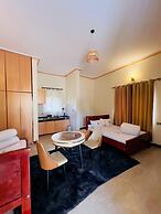 golden hotel and apartments