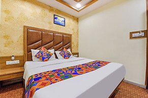 FabHotel Silver Inn