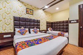 FabHotel Silver Inn