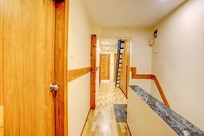 Fabhotel Indore Palace