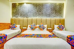 Fabhotel Indore Palace