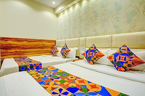 Fabhotel Indore Palace
