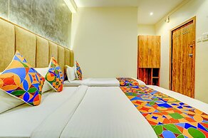 Fabhotel Indore Palace