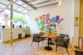 Fabhotel Vibes