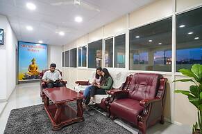 Fabhotel Sree Venkateshwara Residency