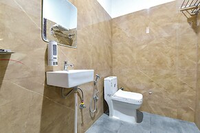 Fabhotel Avondale