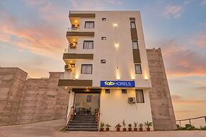 Fabhotel Avondale