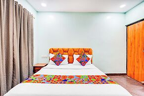 Fabhotel Emara Inn