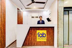Fabhotel Emara Inn