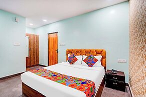 Fabhotel Emara Inn