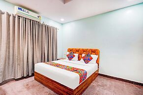 Fabhotel Emara Inn