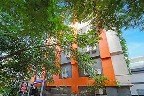 Fabhotel Blue Diamond