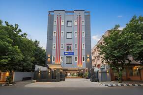 Fabhotel The Vibe