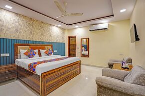 Fabhotel Angel Pink Residency
