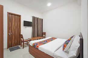 Fabhotel Urban Villa
