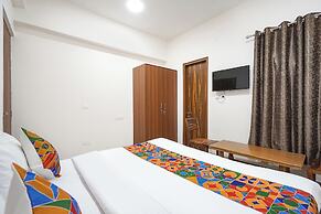 Fabhotel Urban Villa
