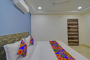 Fabhotel Rio