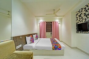Fabhotel Morya Regency