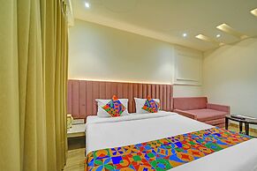 Fabhotel Morya Regency