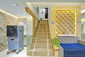 Fabhotel Morya Regency
