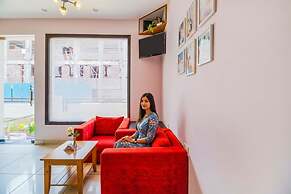 Fabhotel Gazelle Studios