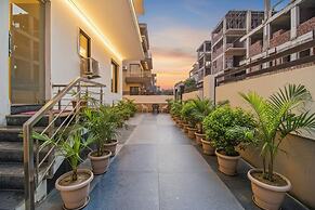 Fabhotel Gazelle Studios