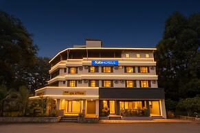 Fabhotel Guru Heritage