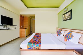 Fabhotel Guru Heritage
