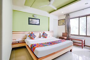 Fabhotel Guru Heritage