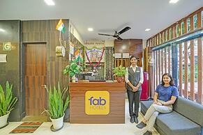 Fabhotel Grand Stay Ambedkar Nagar