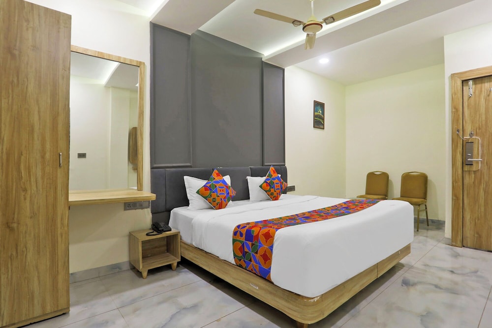Fabhotel Gaurav Inn