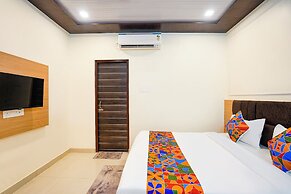 Fabhotel Paramhans Guest House