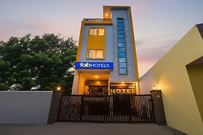 Fabhotel Paramhans Guest House