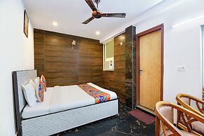 Fabhotel Hari Nagar Ashram