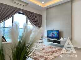 Rooftop Pool Jalan Landmark Apartments