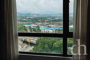 Rooftop Pool Jalan Landmark Apartments