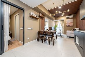 The Atrium Residence by Emily in Town
