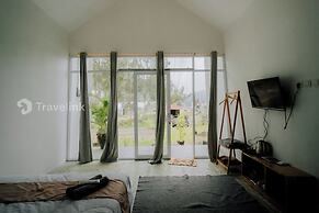 Flamboyan Cabin By Travelink