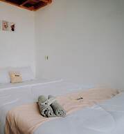 Flamboyan Cabin By Travelink