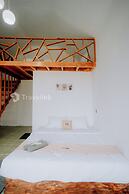 Flamboyan Cabin By Travelink