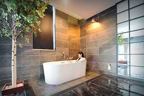 K BOUTIQUE HOTEL