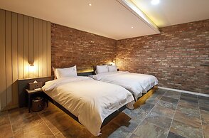 K BOUTIQUE HOTEL