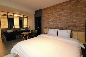 K BOUTIQUE HOTEL