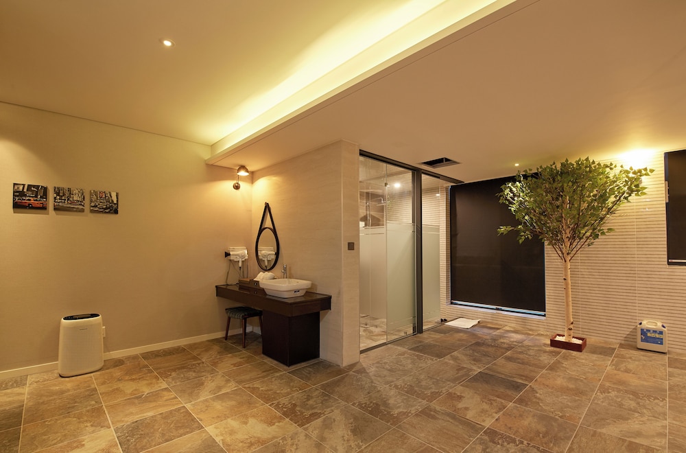 K BOUTIQUE HOTEL