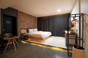 K BOUTIQUE HOTEL