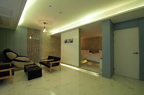 K BOUTIQUE HOTEL