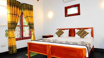Regina Beach Bungalow
